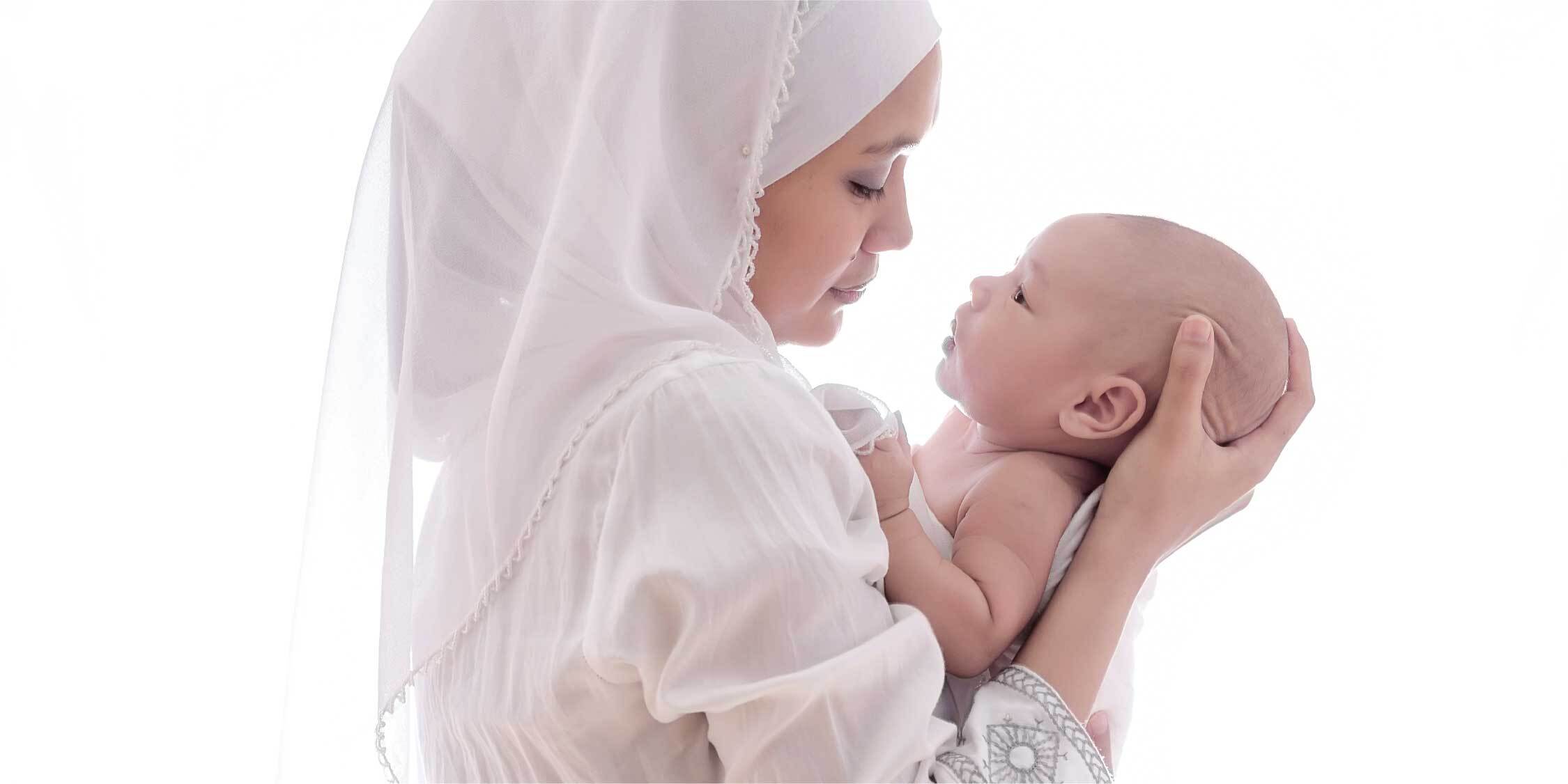 117 Nama Bayi Laki Laki Islami Untuk Calon Jagoan Saleh