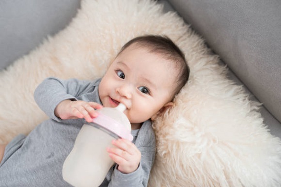 7 Merk Susu Formula untuk Bayi, Bagus sebagai Pengganti ASI